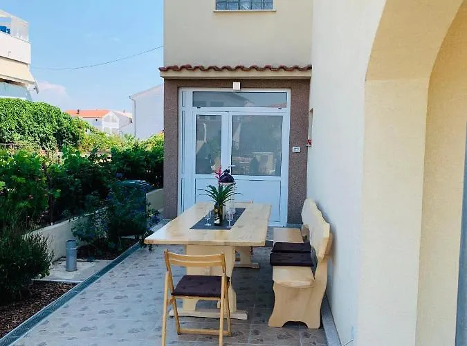 Mirela Appartement Vodice